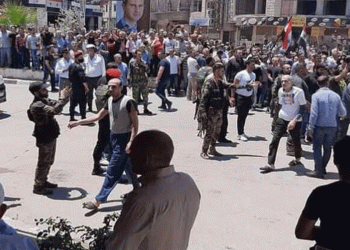 “ توقيت مستفز ” .. الإفراج عن 60 معتقلاً ضمن “ عفو رئاسي ” في سوريا