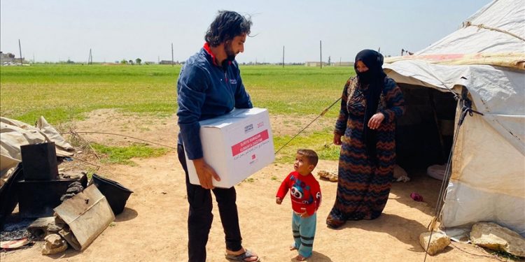 ” أطباء حول العالم ” تقدم مساعدات شمالي سوريا