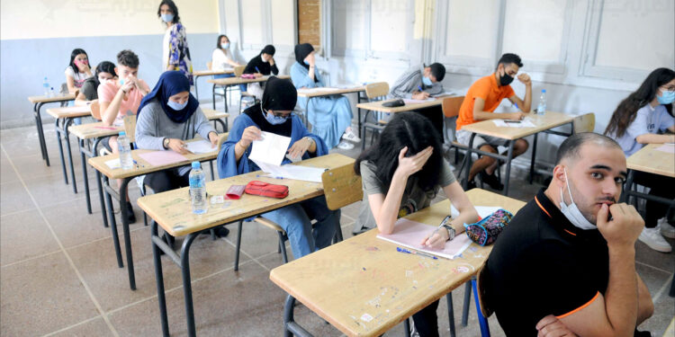 الجزائر: ثلث التلاميذ يخفقون في امتحانات التعليم المتوسط
