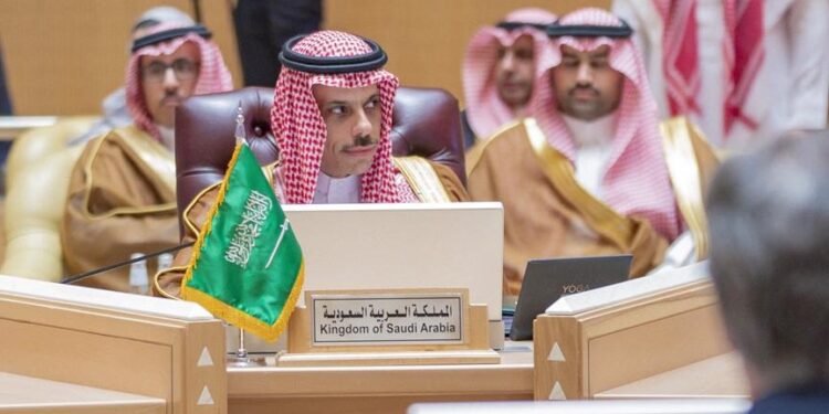 السعودية: مستمرون بدعم جهود التحالف الدولي للقضاء على “داعش”