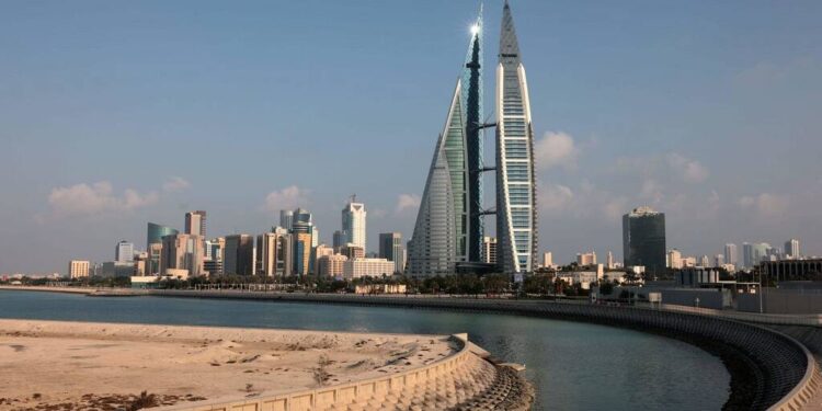 البحرين تمنح الإقامة البلاتينية للمقيمين بها لـ15 سنة مع حسن السير والسلوك