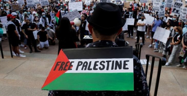 الغارديان: في أمريكا.. المدافعون عن فلسطين يكسبون الرأي العام ولكن الساسة يدافعون عن إسرائيل